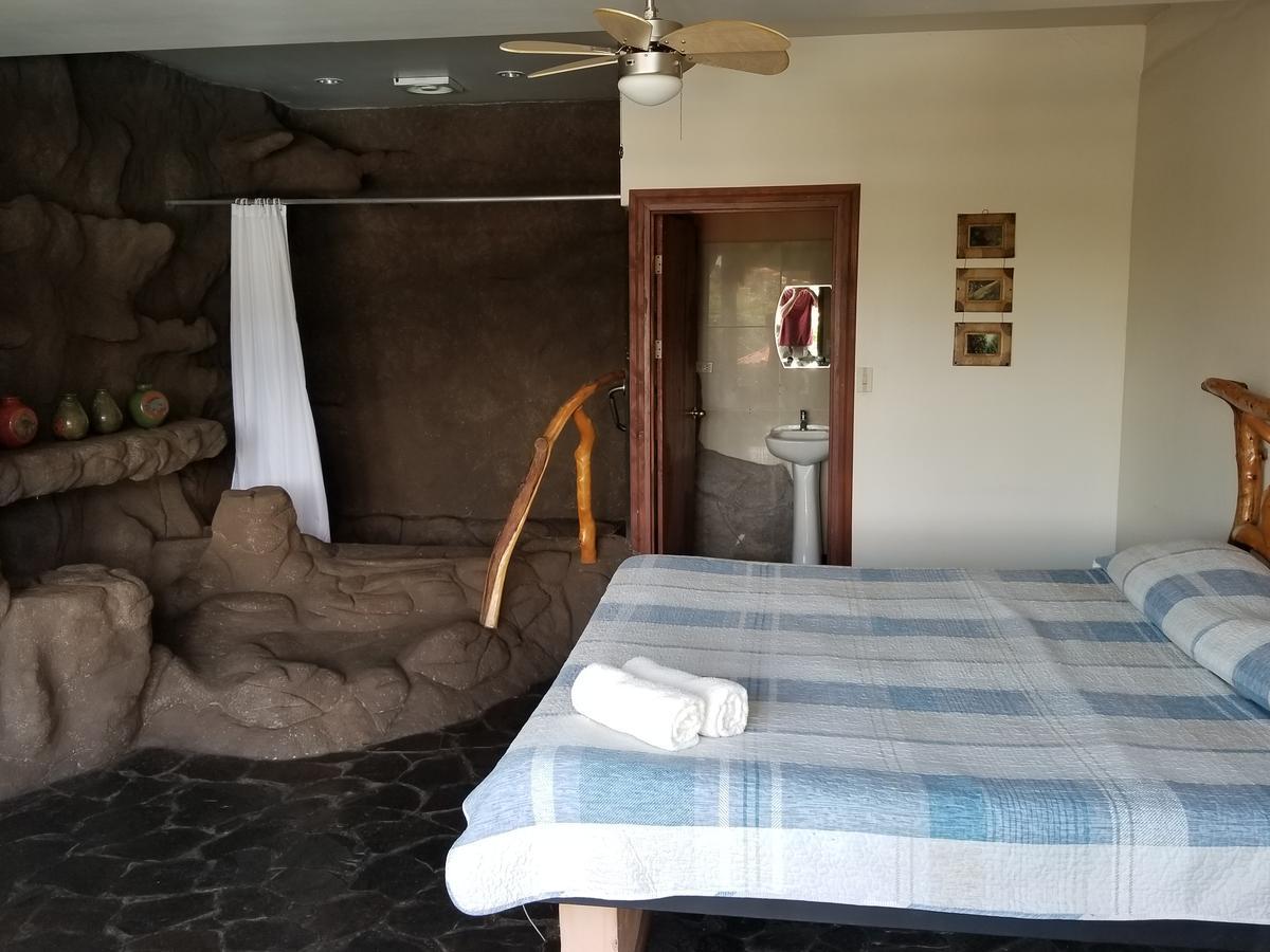 Hotel Monte Campana Heredia Birrí 外观 照片